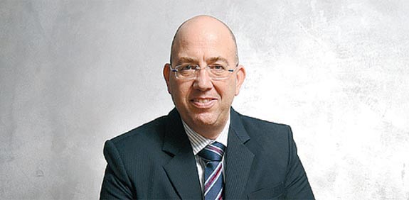 עו"ד רונן דליהו / צילום: איל יצהר