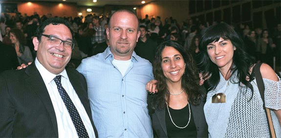 דורית לאוטמן, יעל נאמן, נעם לאוטמן ושר החינוך שי פירון / צילום: מאיר כפיר