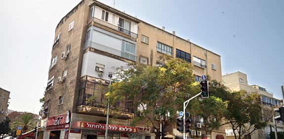 דירת 2 חדרים ברחוב פרישמן בתל אביב / צילום: תמר מצפי