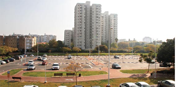מגרש החניה ברחוב טאגור / צילום: אלי יהב 