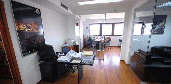 משרדים בתל אביב / צילום: איל יצהר