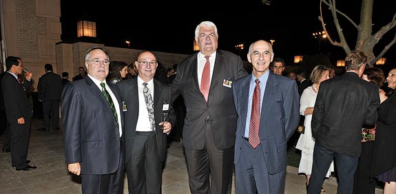 עודד שריג, גרהם ווייט, גדעון ויאיר המבורגר / צלם בן יוסטר