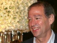 גיורא עופר