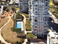 מגדלי אקירוב / צילום: איל יצהר