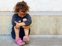 ילדה עצובה / צילום: שאטרסטוק