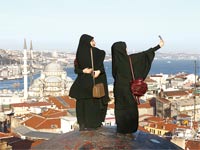 תיירות מוסלמיות / צילום: רויטרס