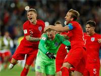 שחקני נבחרת אנגליה חוגגים את הניצחון \ צילום: רויטרס