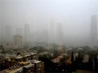 זיהום אוויר מעל תל אביב / צילום: תמר מצפי