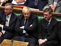 ראש ממשלת בריטניה בוריס ג'ונסון (במרכז) אתמול / צילום:  UK PARLIAMENT/JESSICA TAYLOR, רויטרס