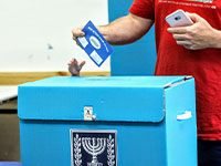 אזרחי ישראל מצביעים בבחירות 2019 / צילום: שלומי יוסף