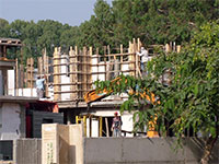 עבודות בנייה בכפר סבא-כרכור / צילום: גלובס