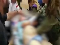 בשיר חזיר על גופת מחבל /  צילום: מתוך הוידאו