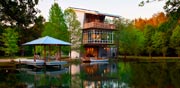 בית חסכוני בחשמל, Pond House at Ten Oaks Farm, לואיזיאנה ארה"ב / צילום: Holly and Smith Architects
