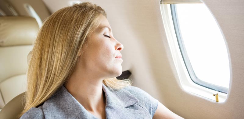 כיסאות חיבוק, שינה במטוסים, בואינג / צילום: שאטרסטוק