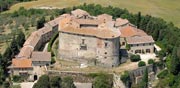 טירה למכירה באיטליה  Castle di Sismano / צילום: וידאו