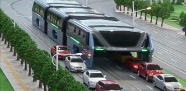 כלי תחבורה, אוטובוס חדשני, פתרון לפקקי תנועה, הונאה, סין TBS / צילום: וידאו