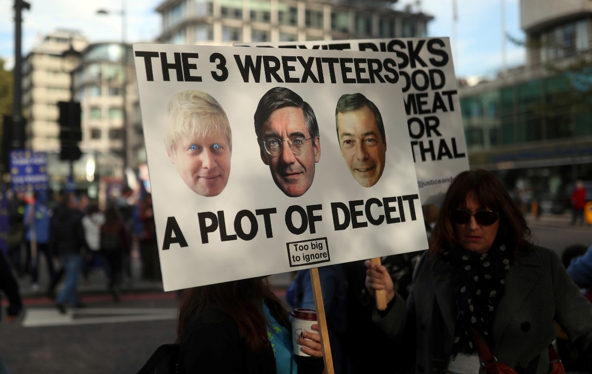 המפגינים נגד הברקזיט בלונדון היום / צילום: רויטרס
