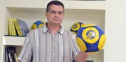 ג'ק אנגלידיס נציג הבעלים של מיטש גולדהאר במכבי ת''א כדורגל / צלם: תמר מצפי