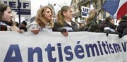 הפגנה נגד אנטישמיות בפריז / צילום: רויטרס