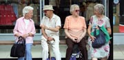 אוכלוסייה מבוגרת / צילום: בלומברג