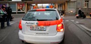 המשטרה השווייצרית פושטת על מלון Baur au Lac בציריך בו שוהים אנשי פיפ"א / צלם: רויטרס