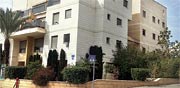 בניין ברחוב יוכבד בת מרים 25 תל אביב/ צילום:תמר מצפי