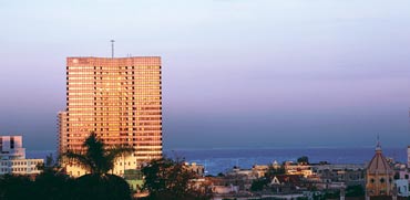 מלון Melia בהוואנה. החברה תיהנה מפריחת התיירות בקובה.  צילום: רויטרס