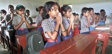 תלמידי בית ספר בהודו / צילום: רויטרס