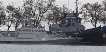הספינות האוקראיניות שנלכדו על ידי הרוסים אתמול / צילום: pavel rebrov, רויטרס