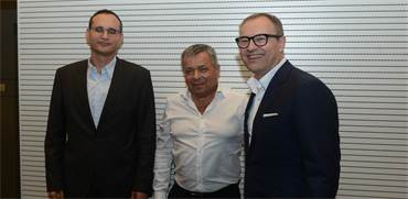 מימין לשמאל: אנדריאס פיביג מנכ"ל IFF, אורי יהודאי ומנכ"ל הבורסה איתי בן זאב / צילום: איל יצהר