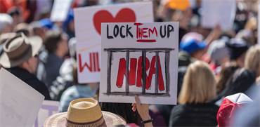 הפגנה נגד ה-NRA / צילום: שאטרסטוק