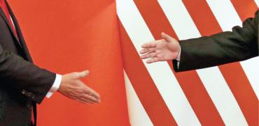 לחיצת ידיים של הנשיא טראמפ ונשיא סין שי ג'הנפינג  / צילום: צילום: רויטרס 