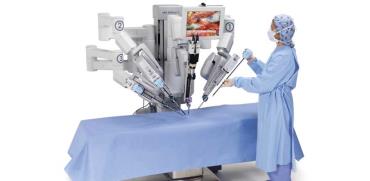 חברת Inituitive Surgical, המנתחת הרופאה והרובוט המנתח.  / צילום: אתר החברה