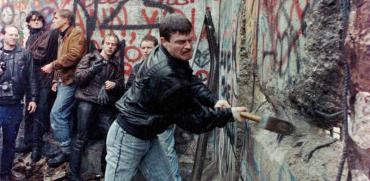 חומת ברלין/ צילום: רויטרס Stringer 