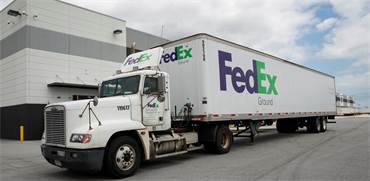 משאית של FedEx / צילום: Kamil Krzaczynski, רויטרס