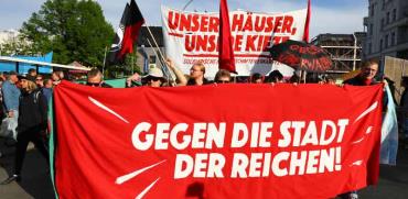 הפגנה בברלין נגד עליית מחירי השכירות / צילום: רויטרס, Christian Mang 