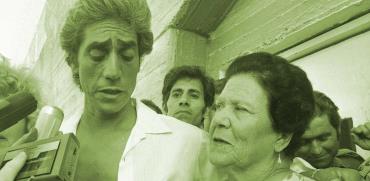 עמוס ברנס משתחרר מהכלא ב–2002 / מתוך סרטו של יצחק רובין "רצח לכל החיים"