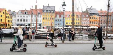 רוכבי קורקינטים בקופנהגן/ צילום:  Shutterstock