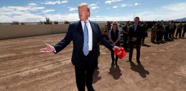 הנשיא טראמפ מבקר בגבול ארה”ב־מקסיקו/ צילום: רויטרס, Kevin Lamarque