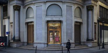 חנויות סגורות במרכז פריז / צילום: Lewis Joly, Associated Press