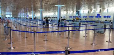 נמל התעופה בן גוריון, ריק מנוסעים / צילום: RAMI AMICHAY, רויטרס