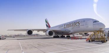 מטוס Emirates של איחוד האמירויות. הנוסעים הישראלים ייחשפו למוצרי תעופה מהטובים בעולם / צילום: shutterstock, שאטרסטוק