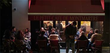 מסעדה במרסיי, צרפת / צילום: לואיס ג'ולי, AP