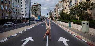 רחוב ריק בישראל בעקבות משבר הקורונה / צילום: Oded Balilty, Associated Press