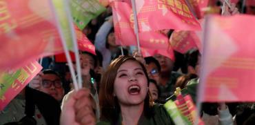 תומכי הנשיאה הנבחרת צאי ינג וון/ צילום: רויטרס, Tyrone Siu  