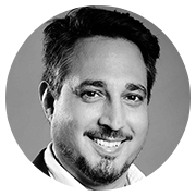 נאור מורג אמץ חברה