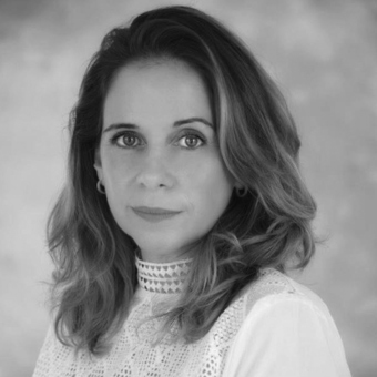 איריס נחמיה