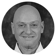 איתי אנגלדר אמץ חברה