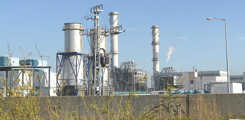 תחנת הכוח בגזר שמופעלת על גז / צילום: איל יצהר