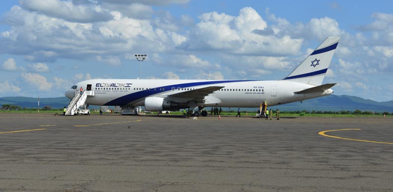 El Al plane Photo: Tamar Matsafi